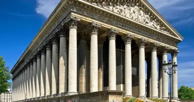 Zoumana Camara essaie de convaincre Omeragić de rester, le calme pour Ferri